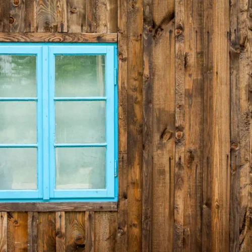 Voici pourquoi votre bois extérieur se dégrade si vite